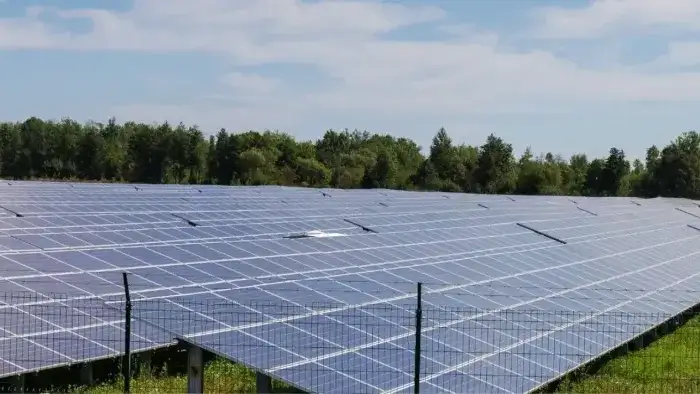 Centrale solaire au sol développée par Phénix Solar